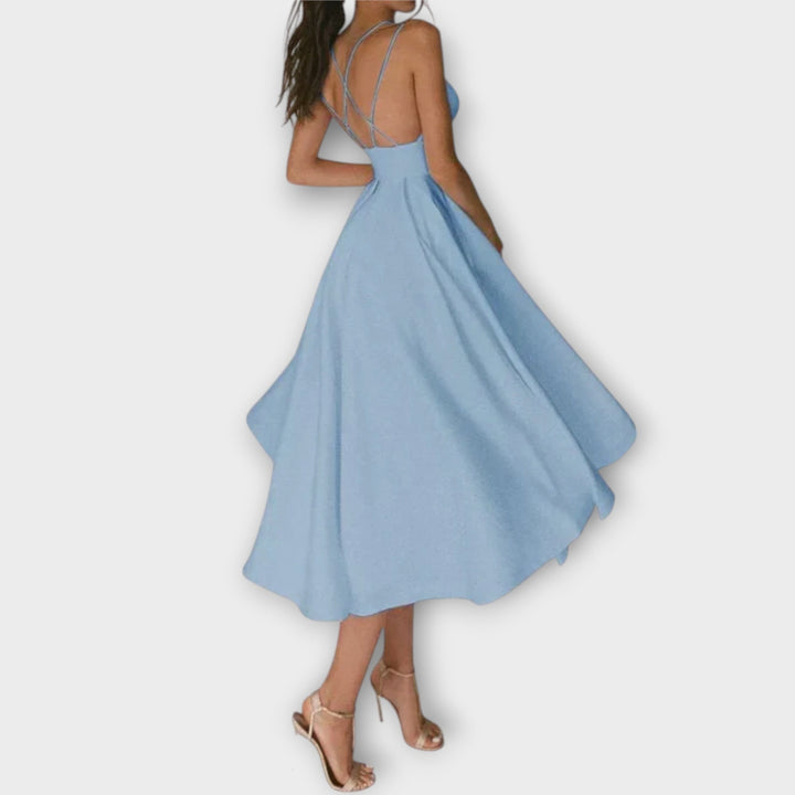 Ailana - Naisten Mekko Syvällä V-aukolla