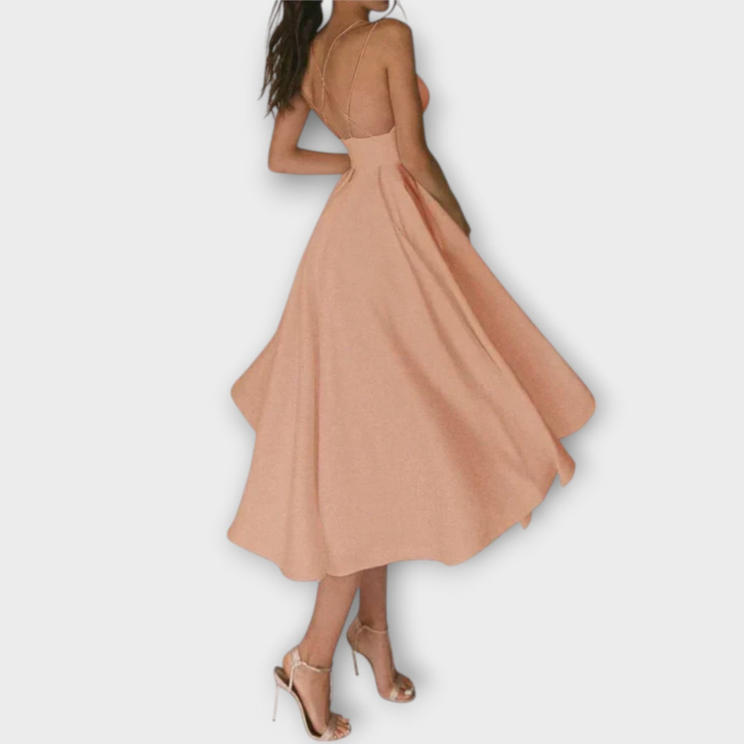 Ailana - Naisten Mekko Syvällä V-aukolla