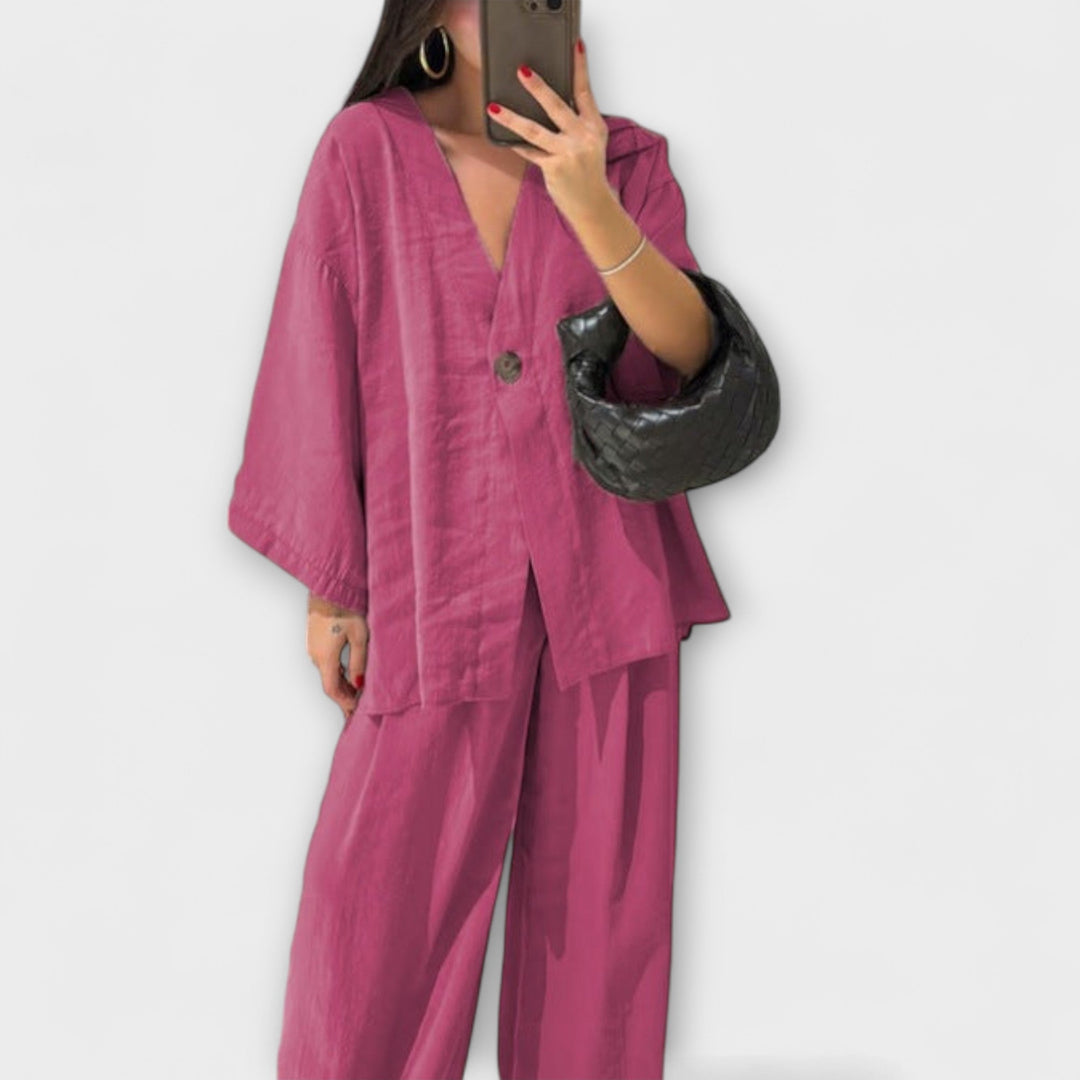 Jacqueline - Rentoa V-pääntie Toppi ja Housut Duo