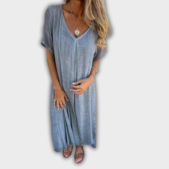 Naia | V-kaula-aukko Mekko