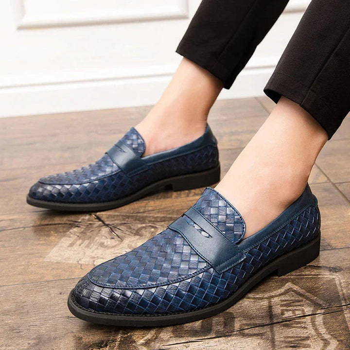Elegantit Kudotut Loafers