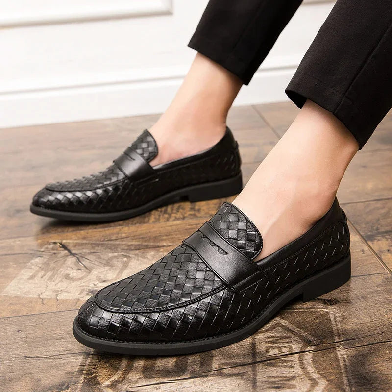 Elegantit Kudotut Loafers