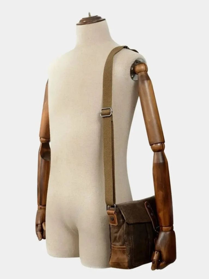 Elias™ | Balmoral Courier Laukku