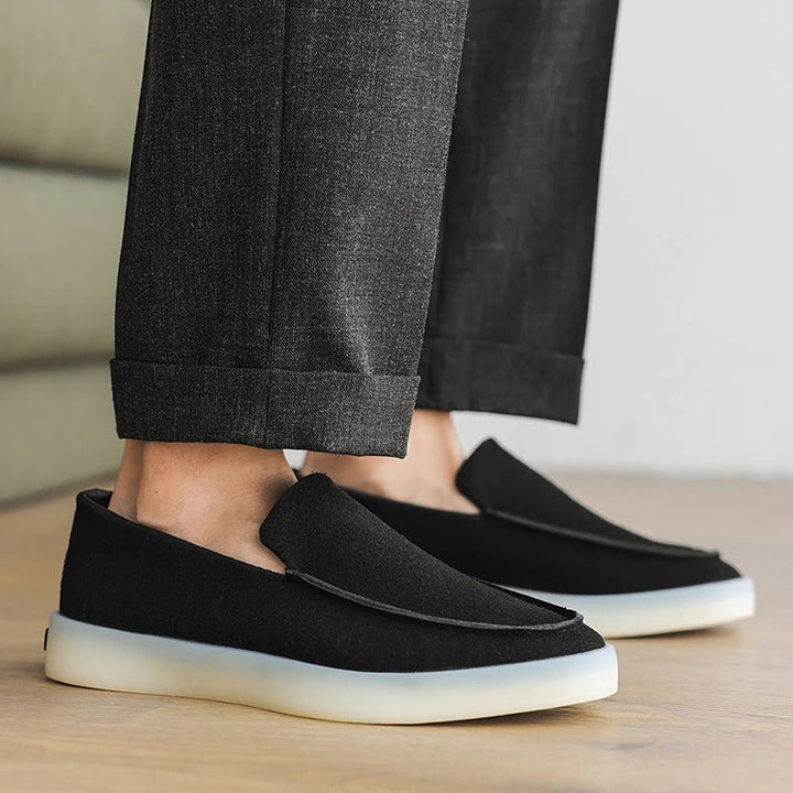 Klassiset Suede Business Loafers