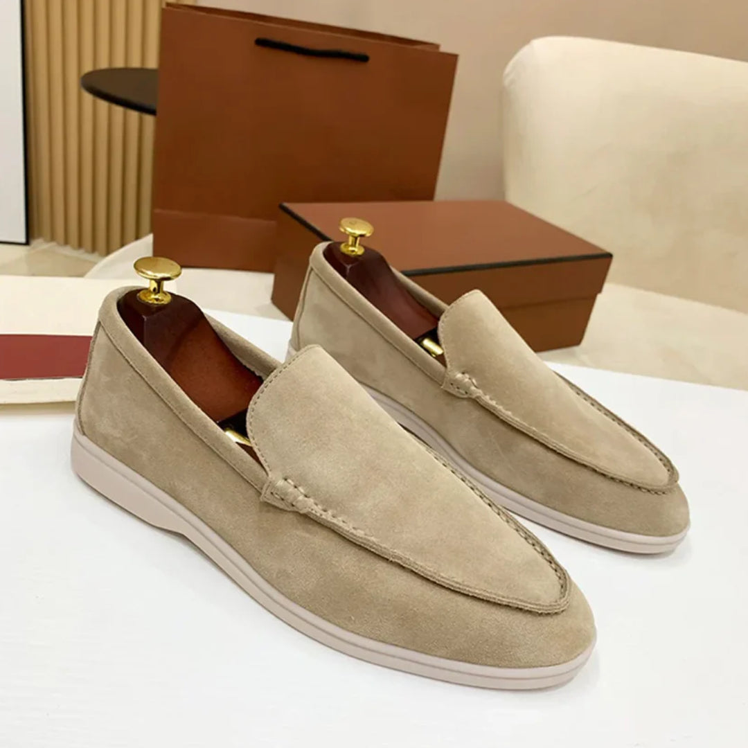 Klassiset Suede Loaferit